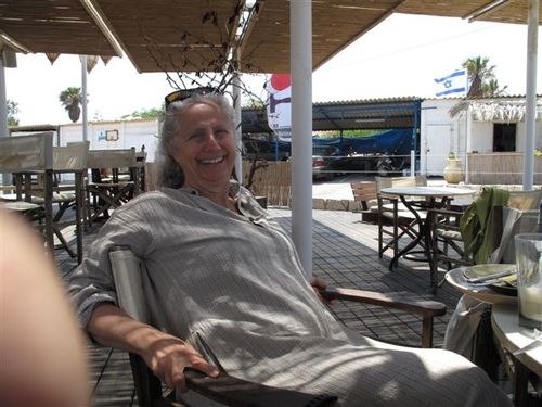 7729_1152553626891_1619167694_30361197_386376_n